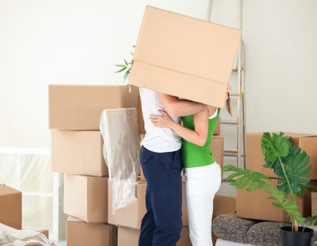 Organized moving team completing removals in Tufnell Park